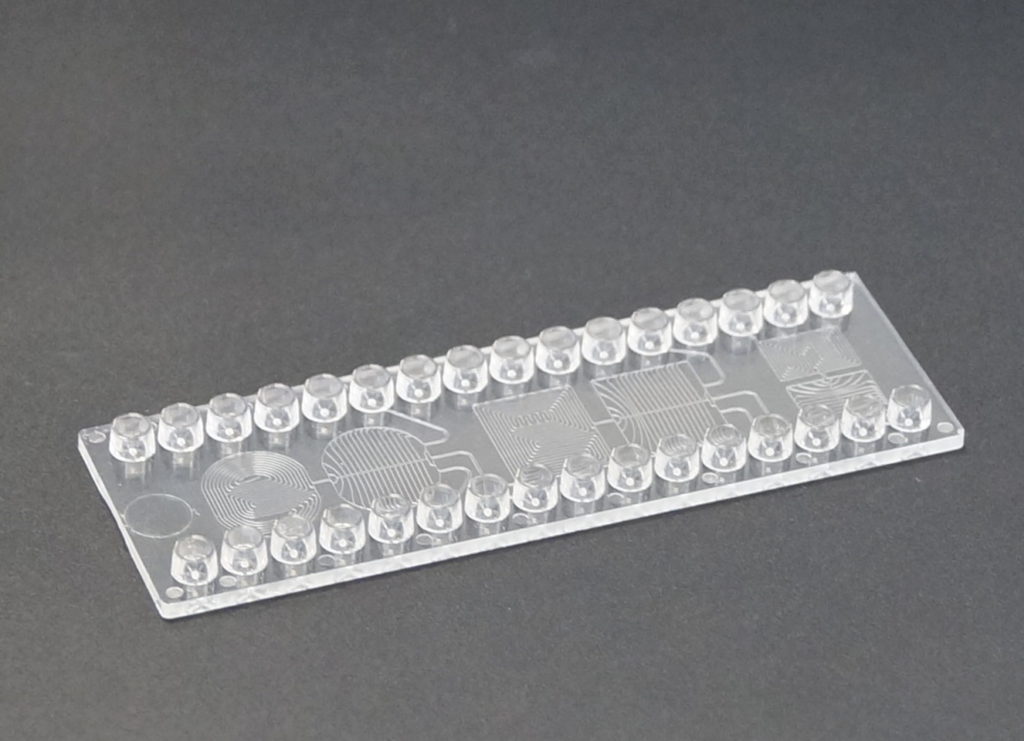 thinXXS 100005 Microfluidic Snake Mixer Slide COC material several mixers on one chip Cole-Parmer AO-75956-82
